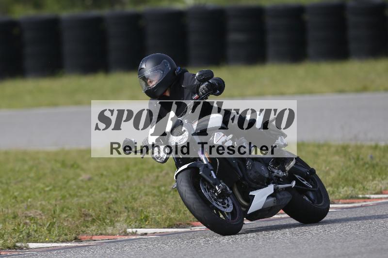 /Archiv-2024/17 01.05.2024 Speer Racing ADR/Schnuppertraining